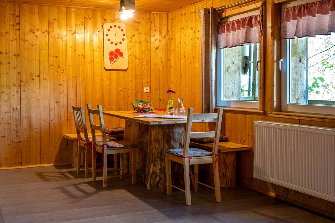 Ferienwohnung Wilde Orchidee - Nachhaltige Ferien für Familien und Kinder auf dem Farnbauernhof in Schönwald im Schwarzwald